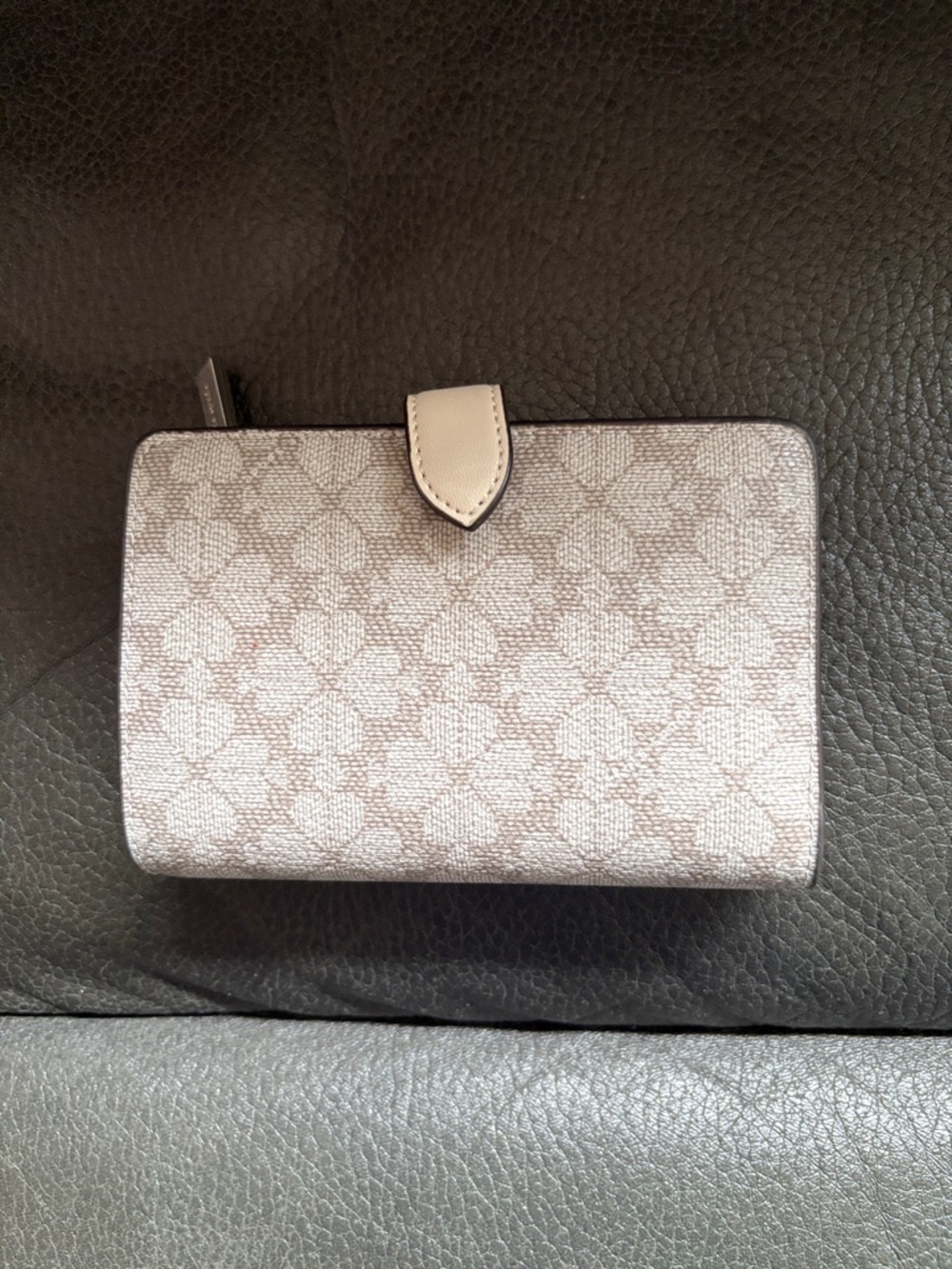 Kate spade signature floral beige multi wallet - Picture 3 of 8